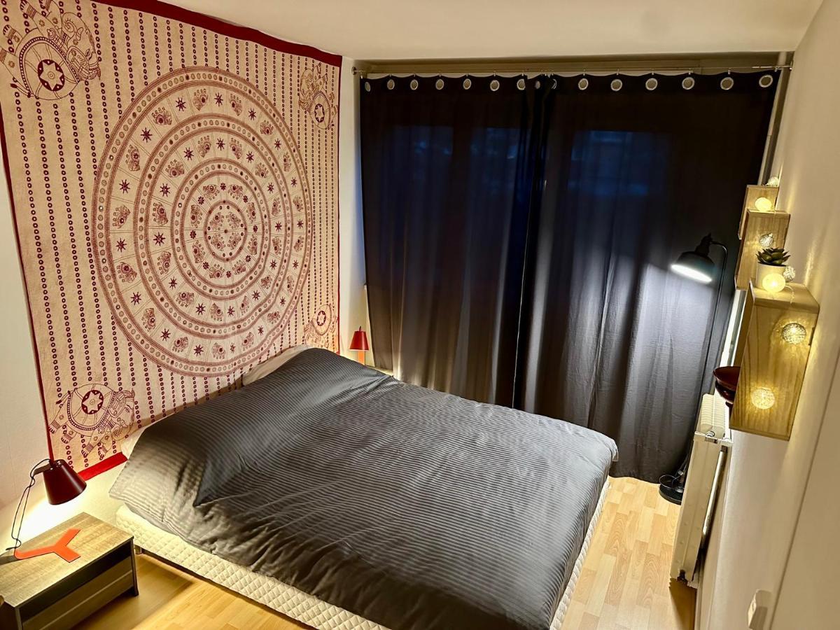 La C@Sa: Appartement Lumineux De 4Pieces / 3Ch/ Balcon/ Parking Bagnolet Ngoại thất bức ảnh