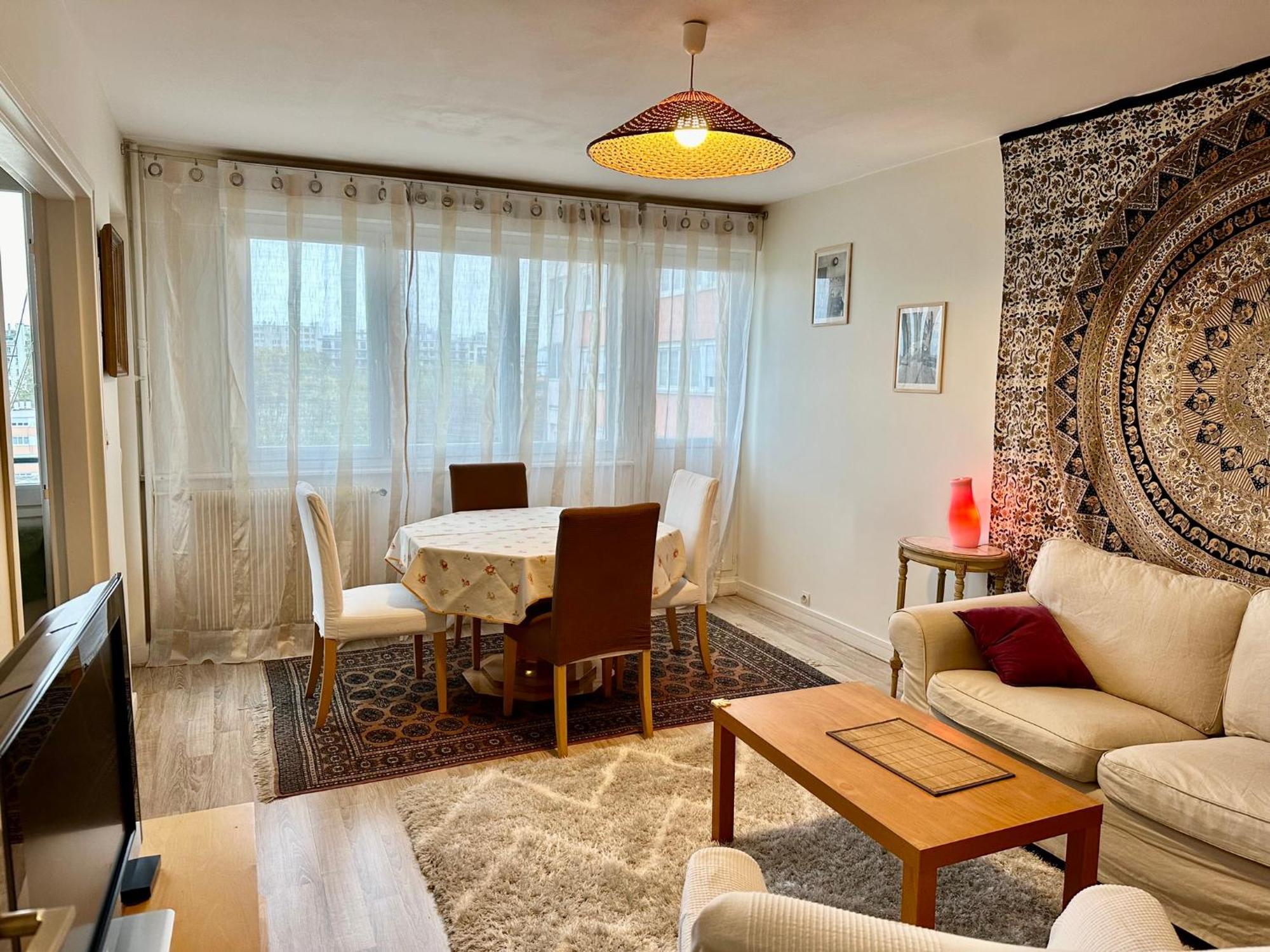La C@Sa: Appartement Lumineux De 4Pieces / 3Ch/ Balcon/ Parking Bagnolet Ngoại thất bức ảnh