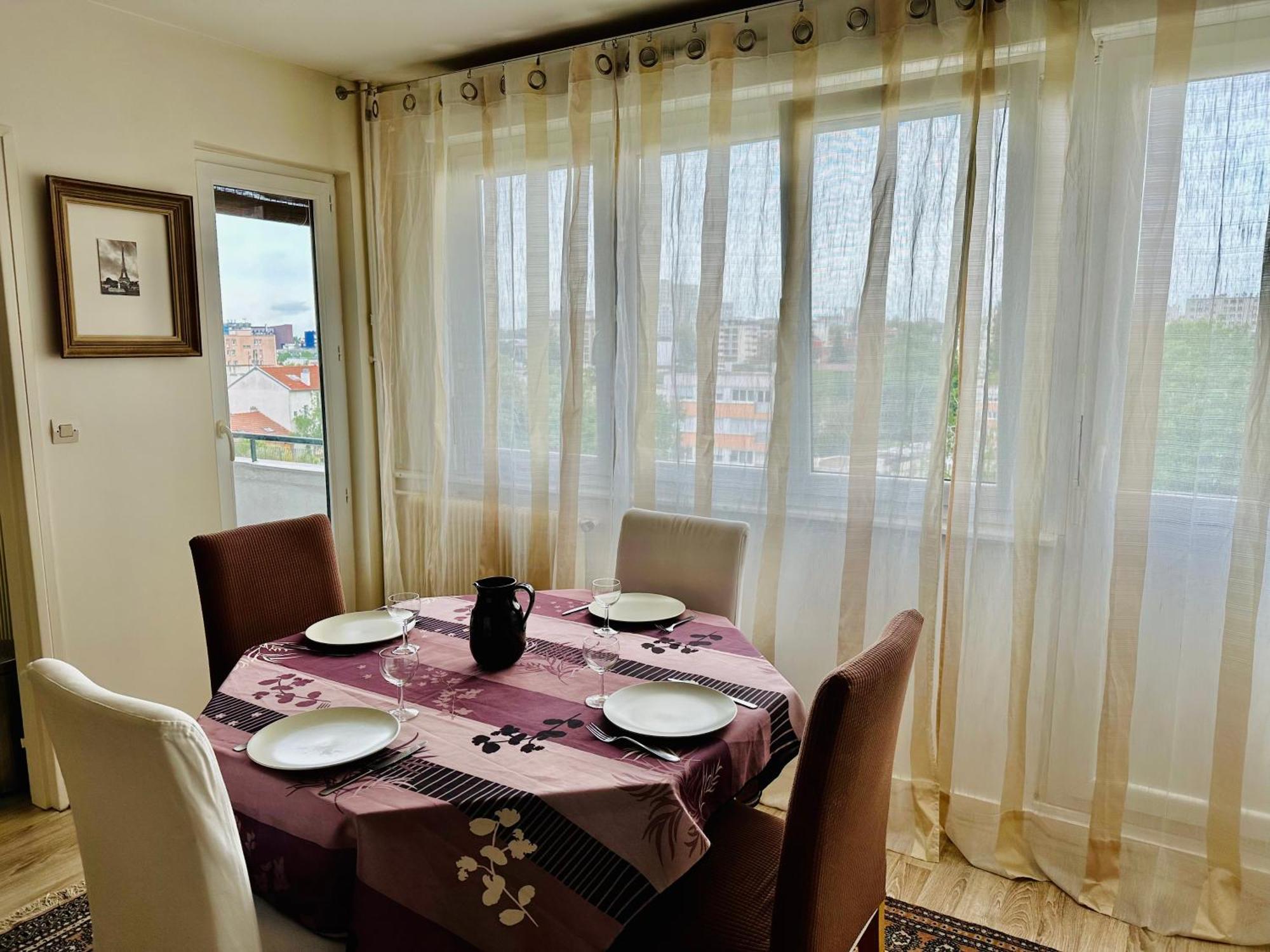 La C@Sa: Appartement Lumineux De 4Pieces / 3Ch/ Balcon/ Parking Bagnolet Ngoại thất bức ảnh